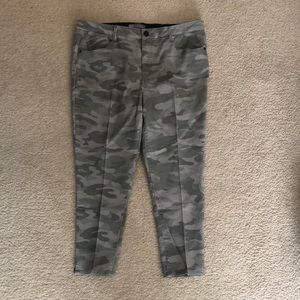 Wit & Wisdom camouflage pants